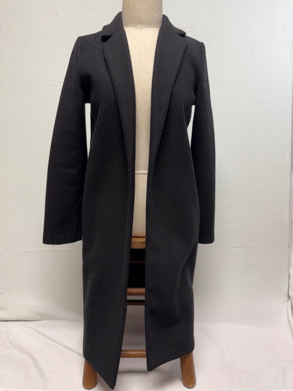 Zara black long trench coat with an open-front Size Small